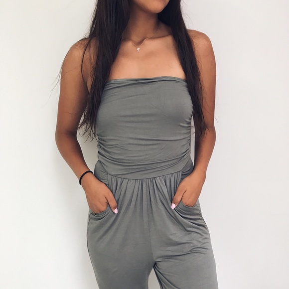 🆕 Genesis - Sage Green Tube Top Jumpsuit - Picture 3 of 6